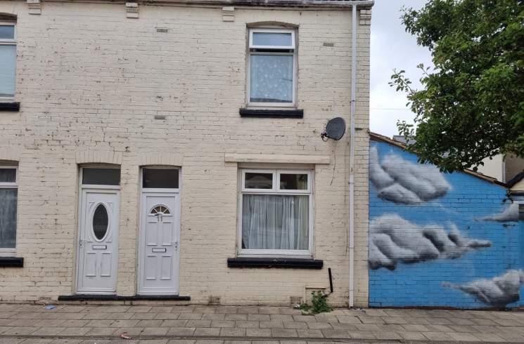 Property photo 1 of 7