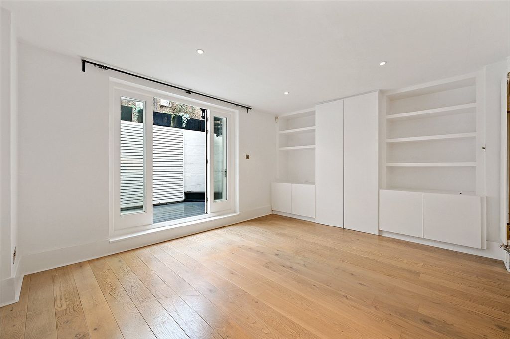 Property photo 3 of 10 Picture No. 16