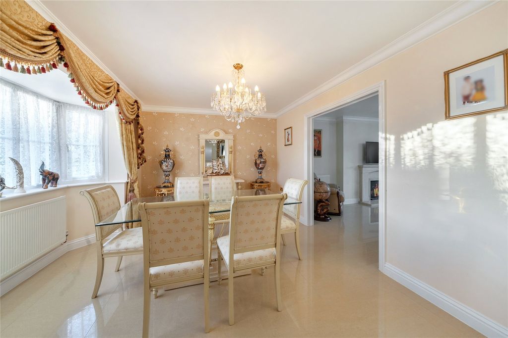 Additional image 29 of 6 bed country house for saleSandringham Drive, Dartford, Kent DA2