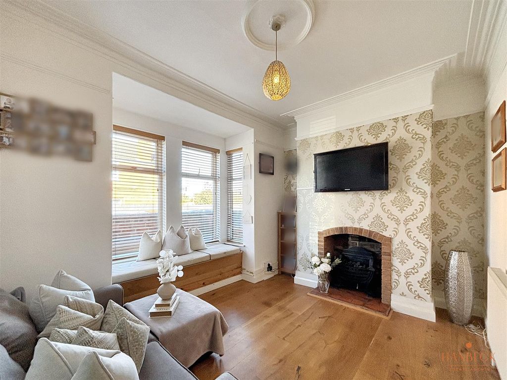 Property photo 3 of 24 Img_2565_Blurred.Jpg