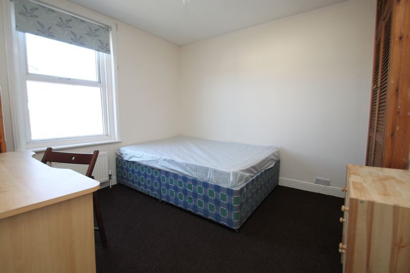 Property photo 2 of 9 Photo 7