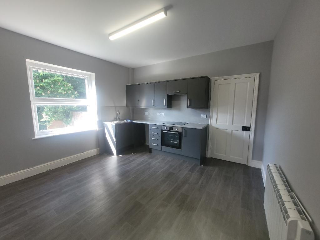 Property photo 1 of 10 Kitchen / Diner