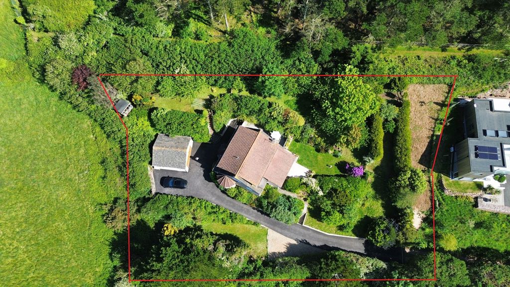 Property photo 1 of 28