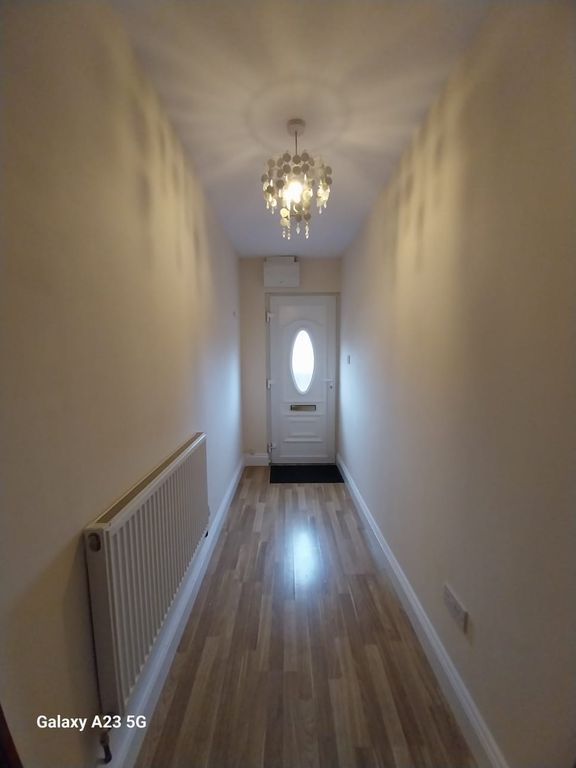 Property photo 2 of 7 Photo