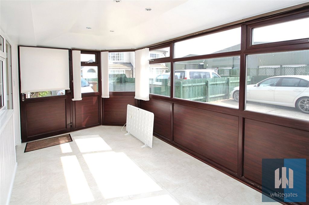 Property photo 3 of 10 Picture No. 20