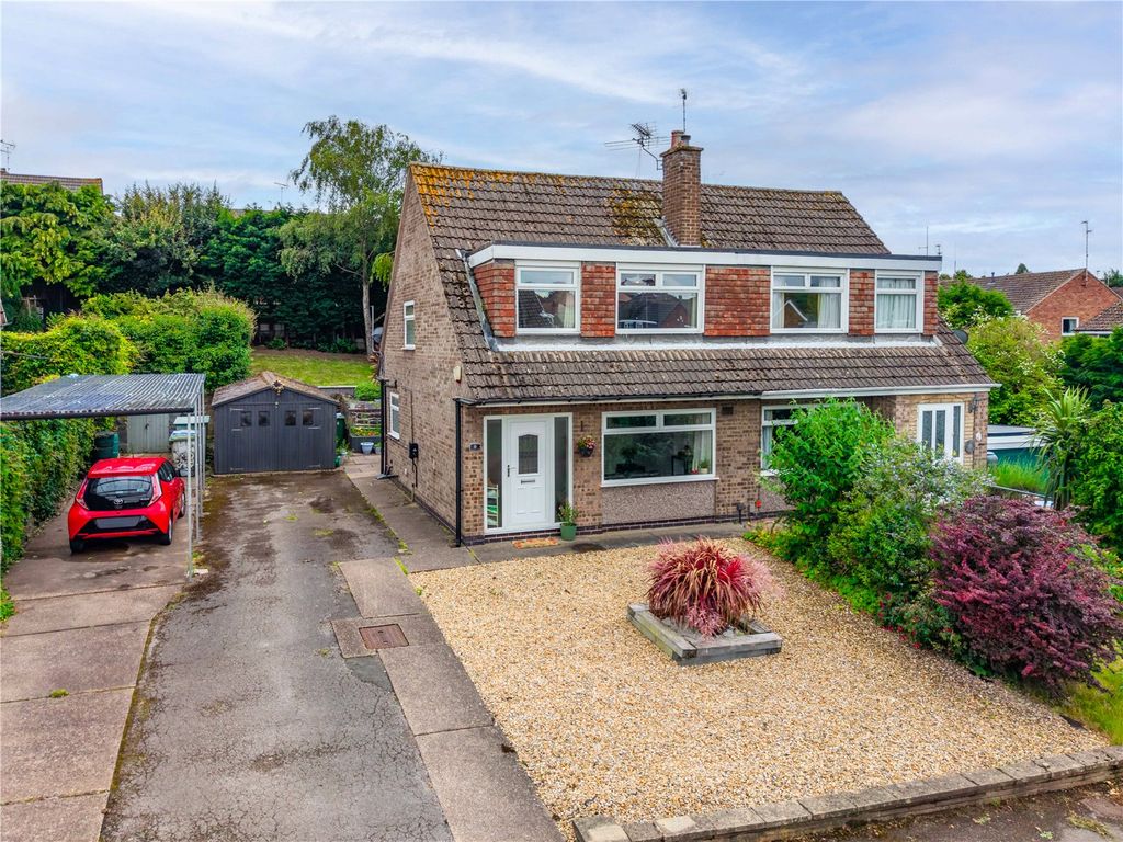 Property photo 1 of 28 Picture No. 24
