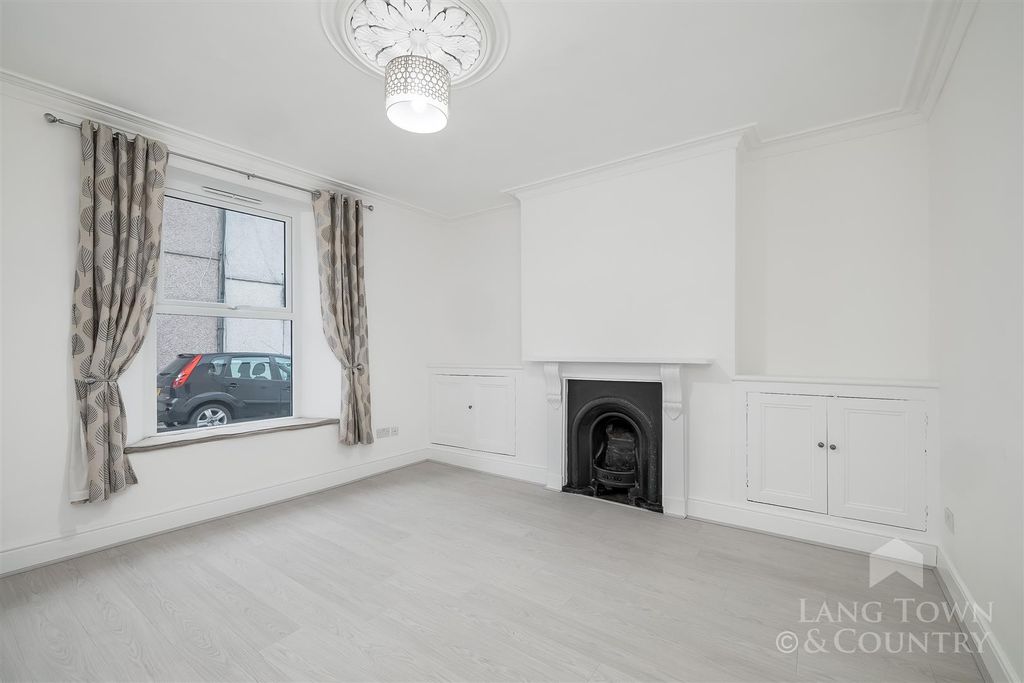 Property photo 2 of 9 0016.Jpg