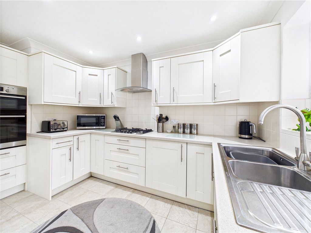 Property photo 3 of 14 Picture No. 10