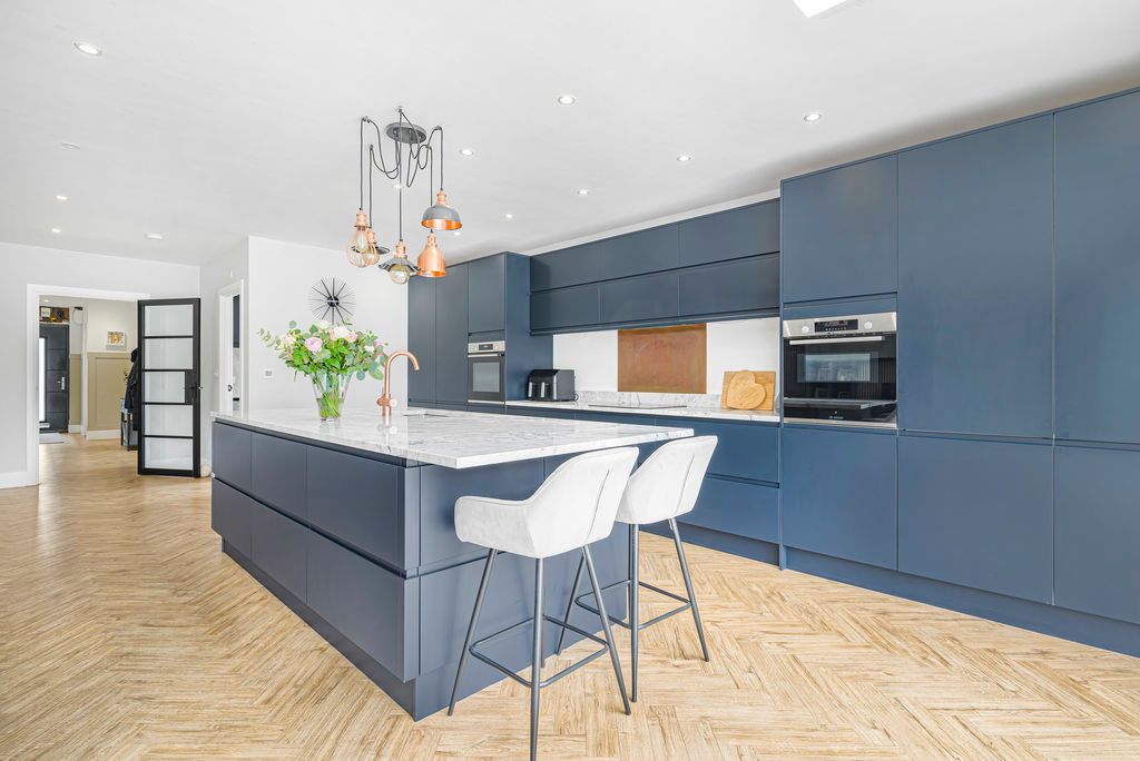 Property photo 2 of 42 Photo 29