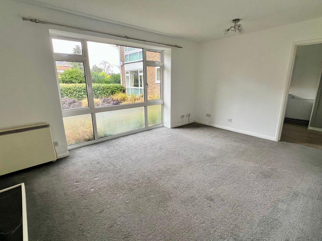 Property photo 3 of 10 Img_5362