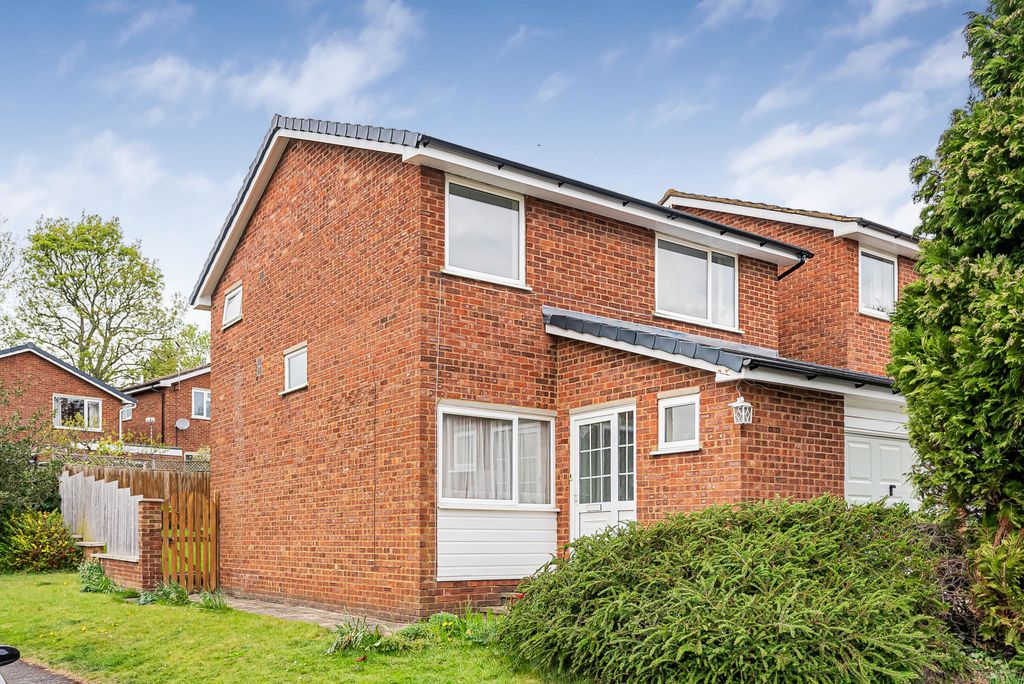 Property photo 1 of 16 Front