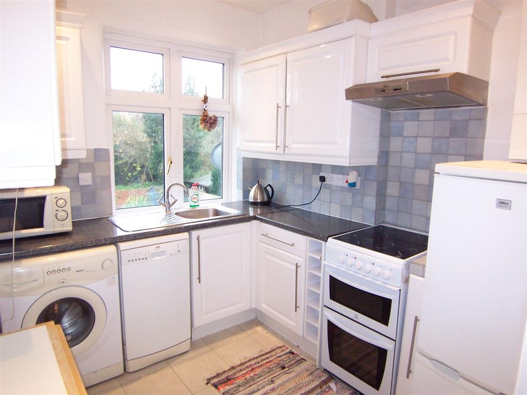 Property photo 3 of 4