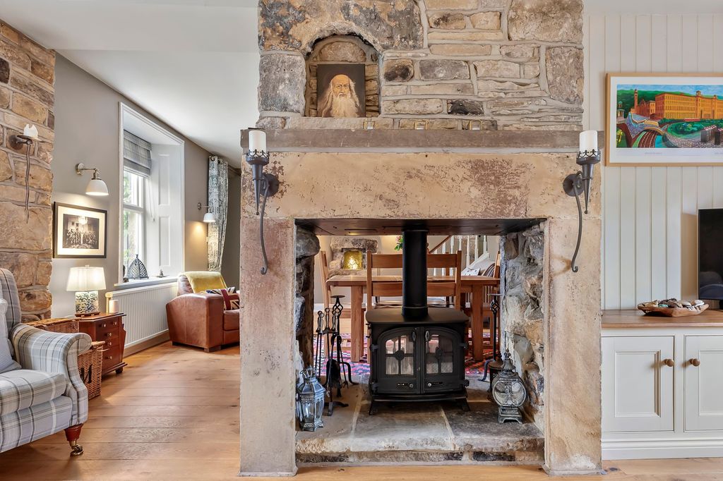 Additional image 5 of 4 bed semi-detached house for saleRyecroft, Harden BD16