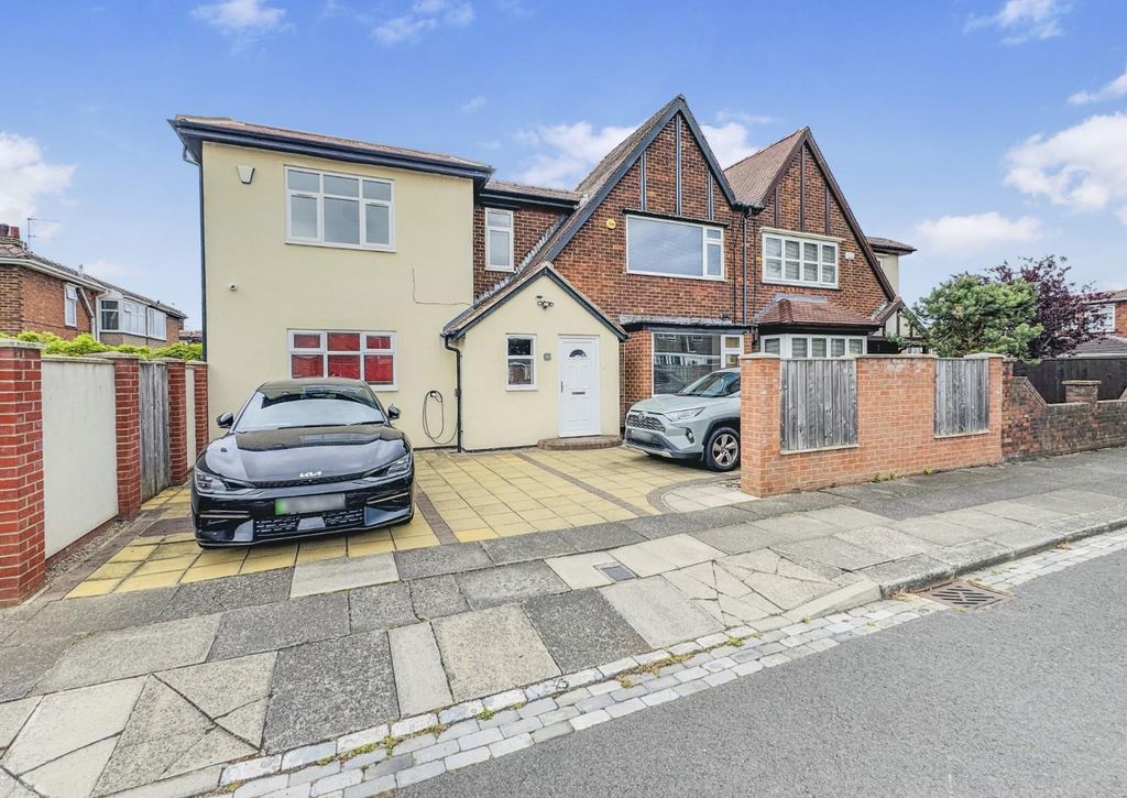 Property photo 1 of 34 Front