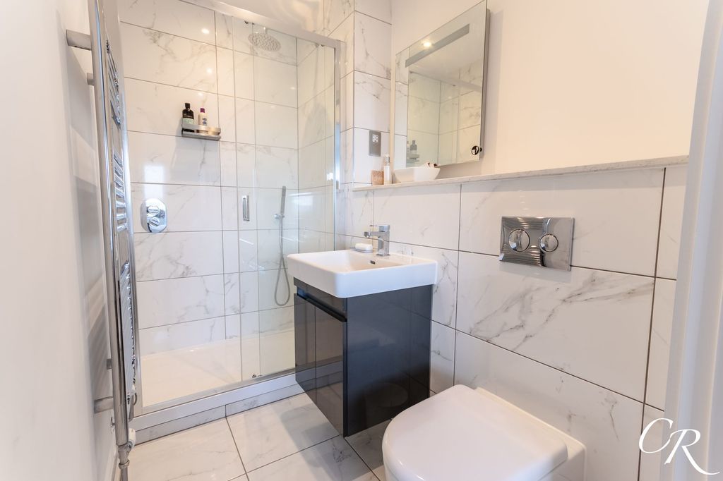 Additional image 16 of 2 bed penthouse for saleLansdown Road, Harris Court GL51