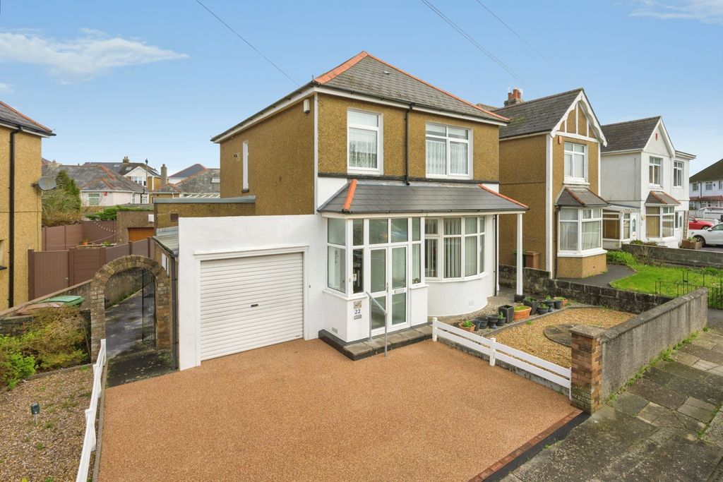 Property photo 1 of 20 Pbox-Img.Jpg