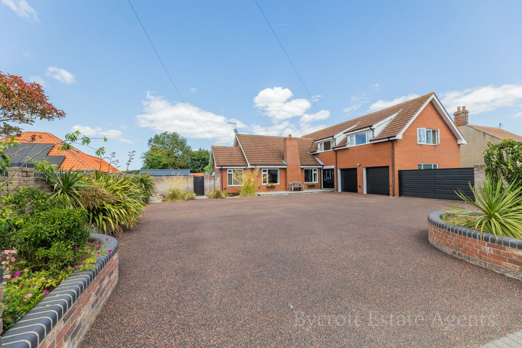 Property photo 1 of 24