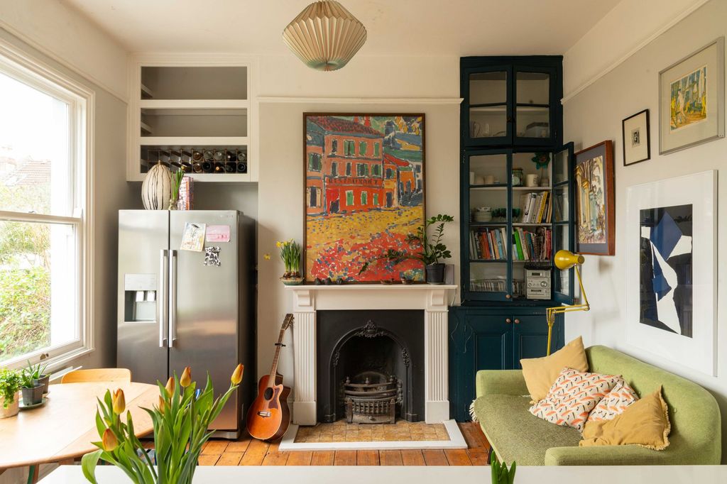 Property photo 3 of 28