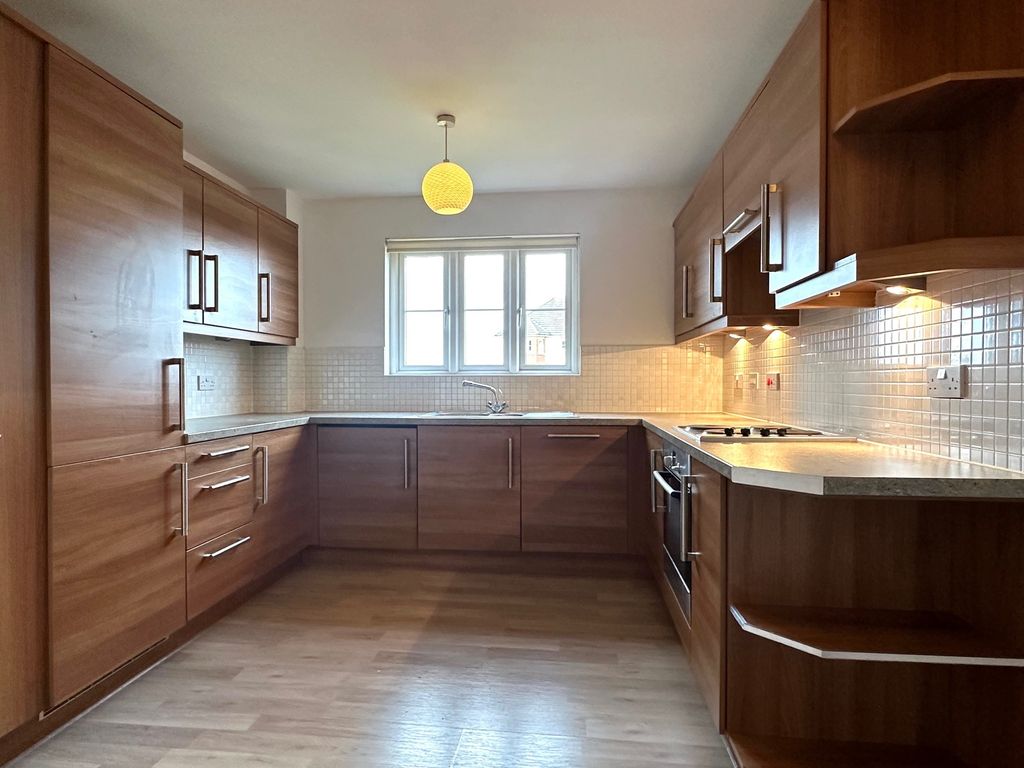 Property photo 2 of 4 Kitchen