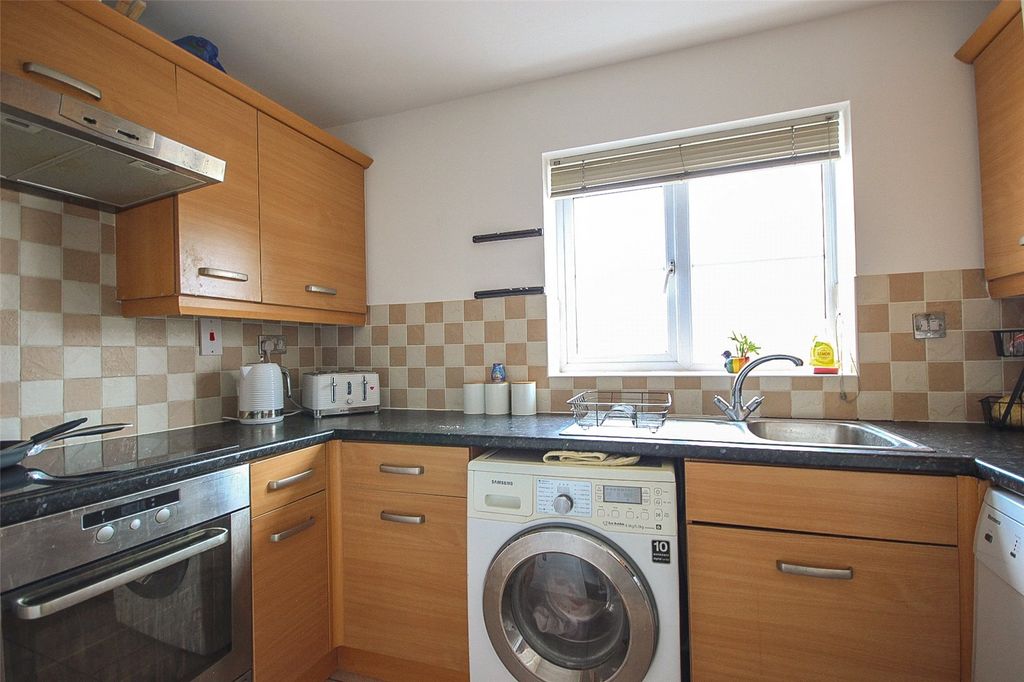 Property photo 3 of 6 Picture No. 06