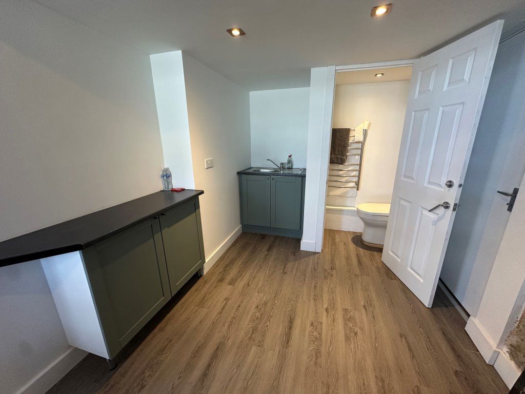 Property photo 3 of 3