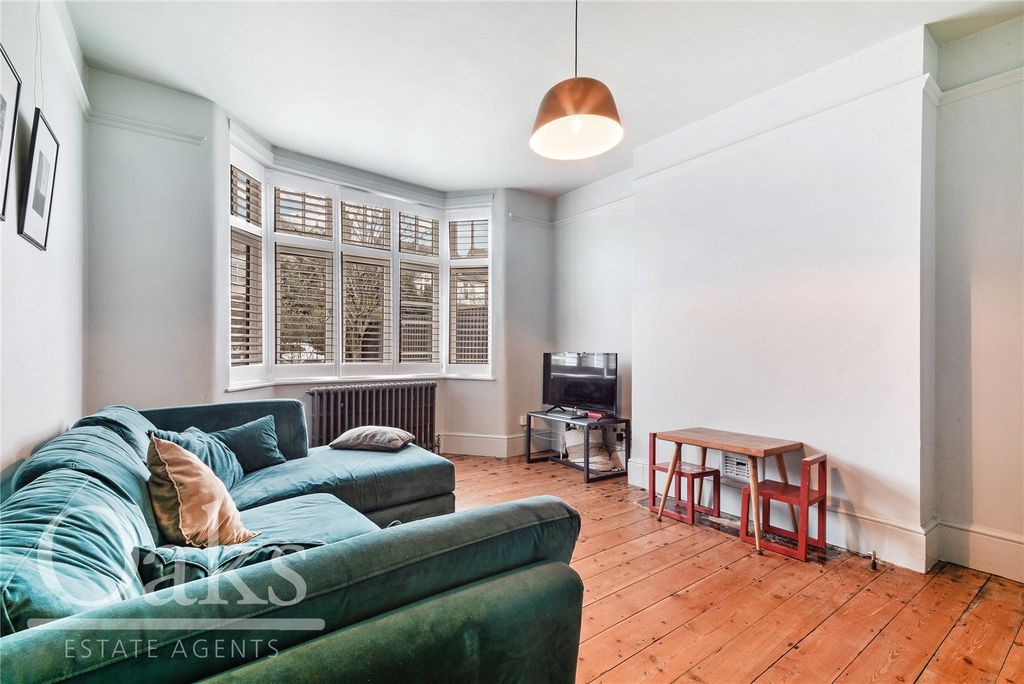 Property photo 2 of 19 Picture No. 04