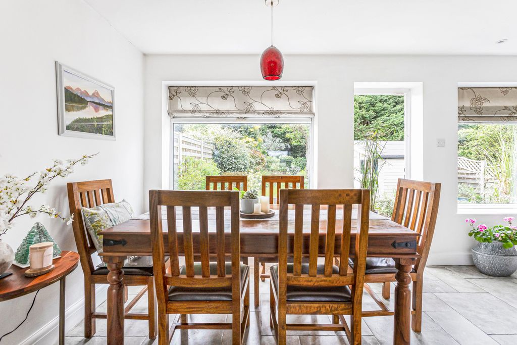 Property photo 3 of 17 93_80717