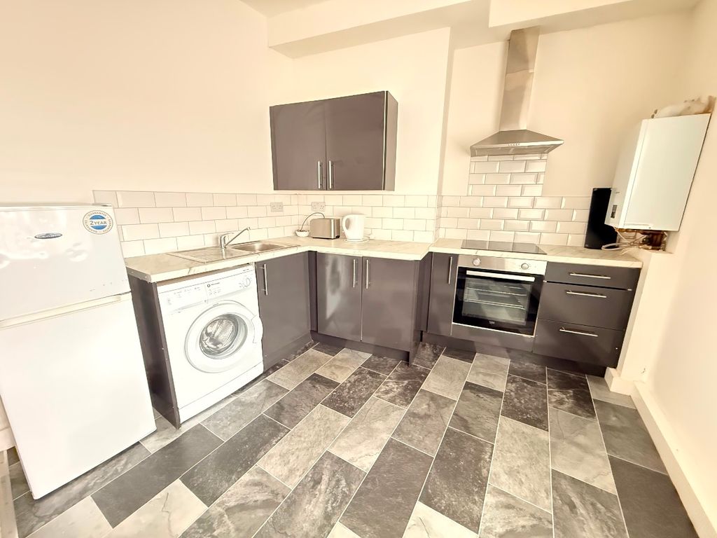 Property photo 2 of 4