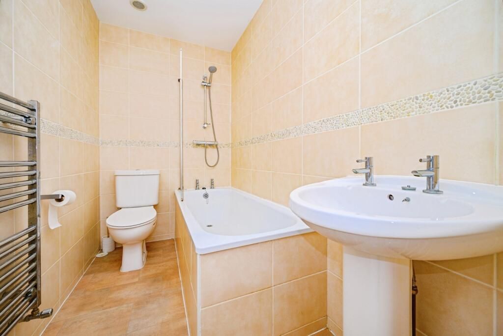 Property photo 3 of 13