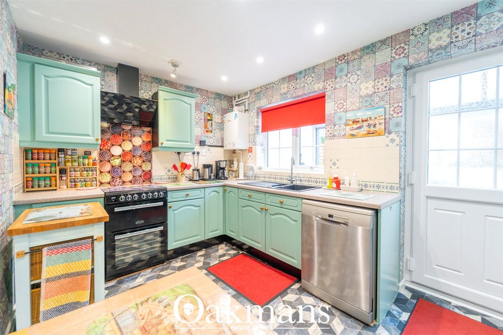 Property photo 2 of 17 Picture No. 16