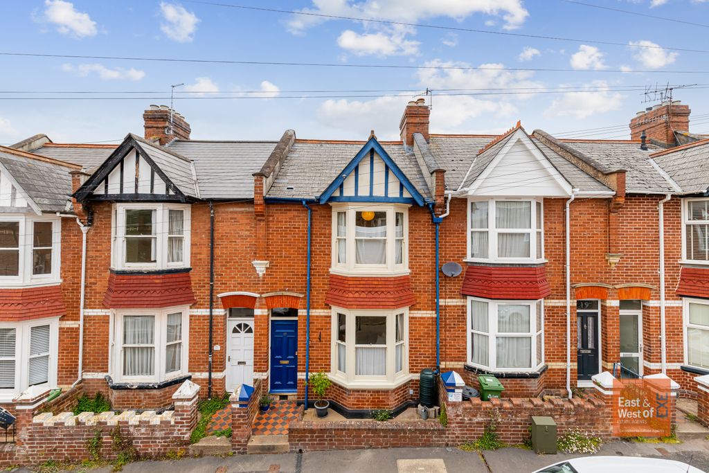 Property photo 1 of 14 A01 - 17 East Grove Road, Exeter - 260428