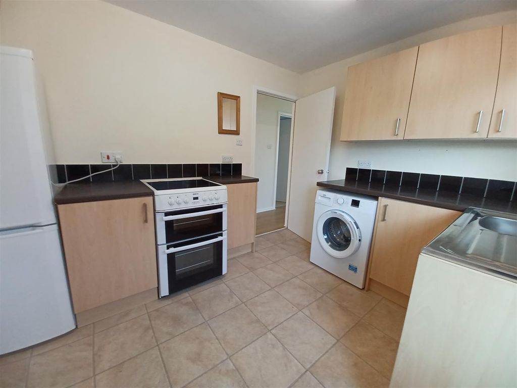 Property photo 3 of 10 1000013804.Jpg