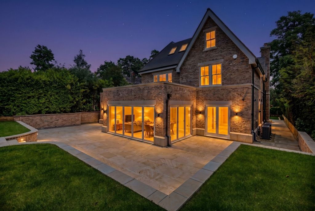 Additional image 27 of 5 bed detached house for saleMurieston Road, Hale WA15