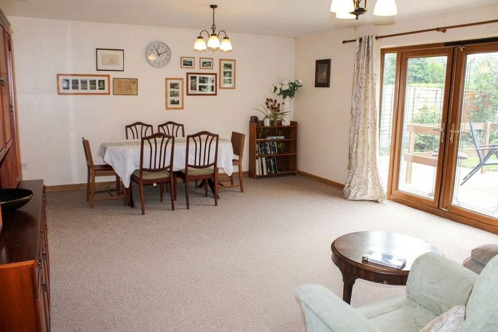 Property photo 2 of 14 Living Room