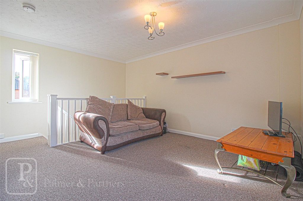 Property photo 3 of 14 Living Room