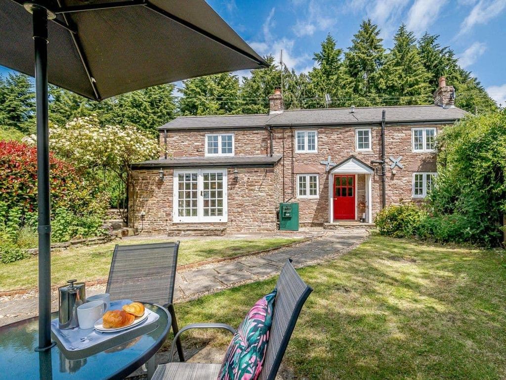 Property photo 1 of 37