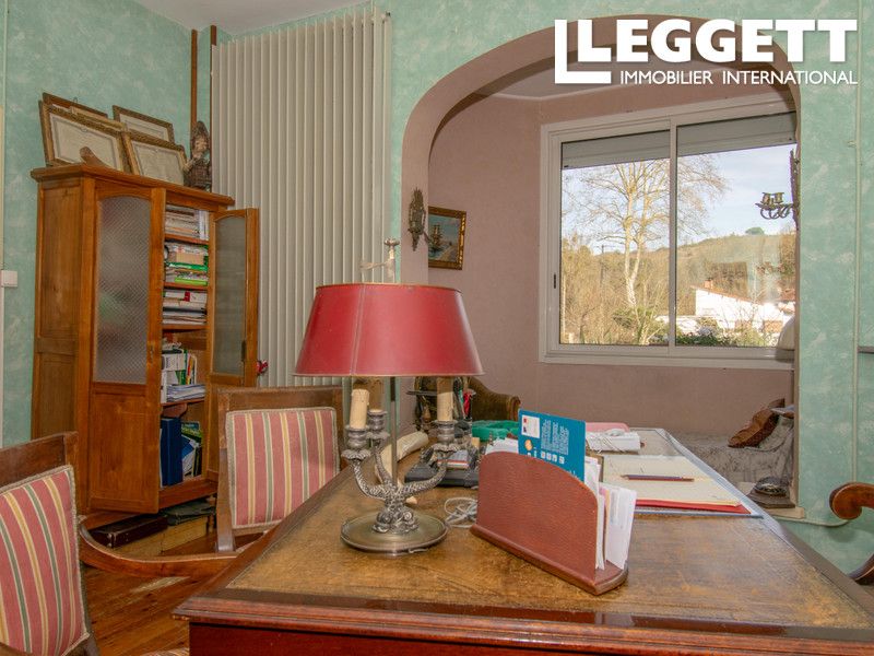 Property photo 3 of 10