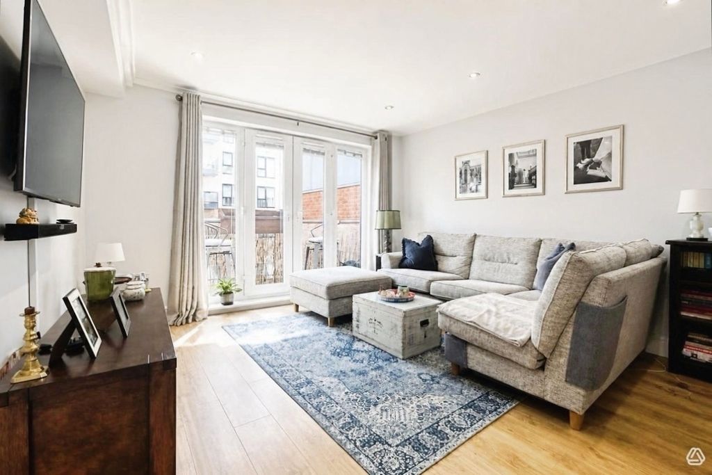 Property photo 1 of 7 Pbox-Img.Jpg