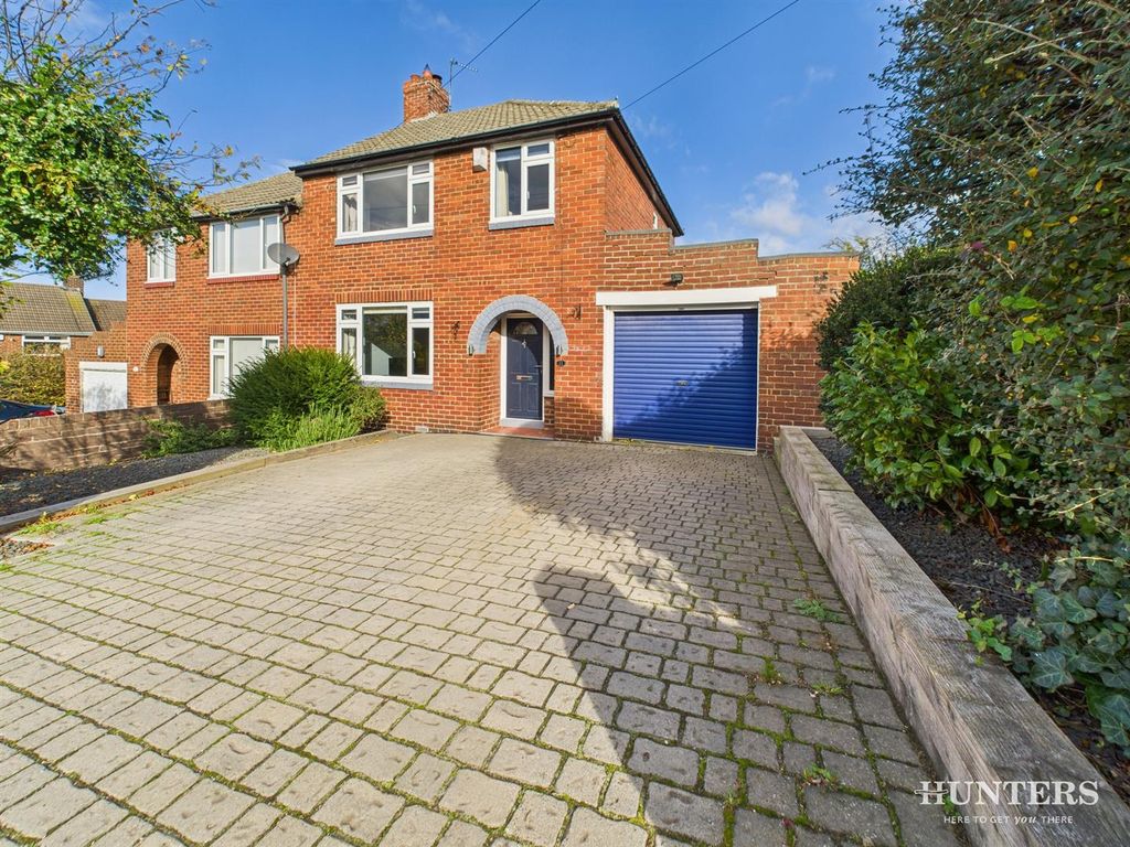 Property photo 1 of 21 Cam03792G0-Pr0346-Still018.Jpg