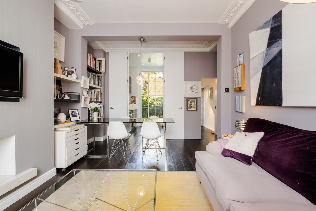 Property photo 1 of 18