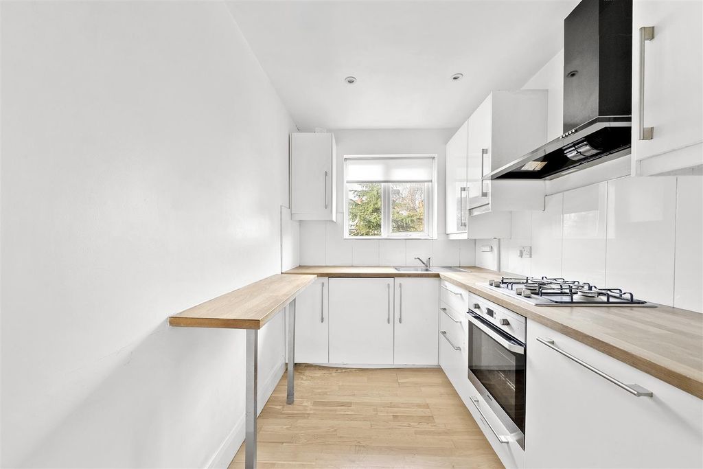 Property photo 2 of 12 Dsc05693.Jpg