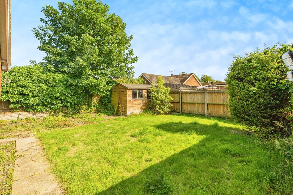 Property photo 2 of 17 Photo