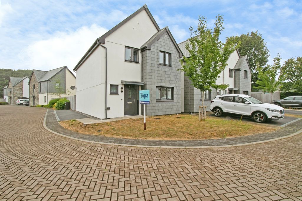 Property photo 1 of 29 Front View