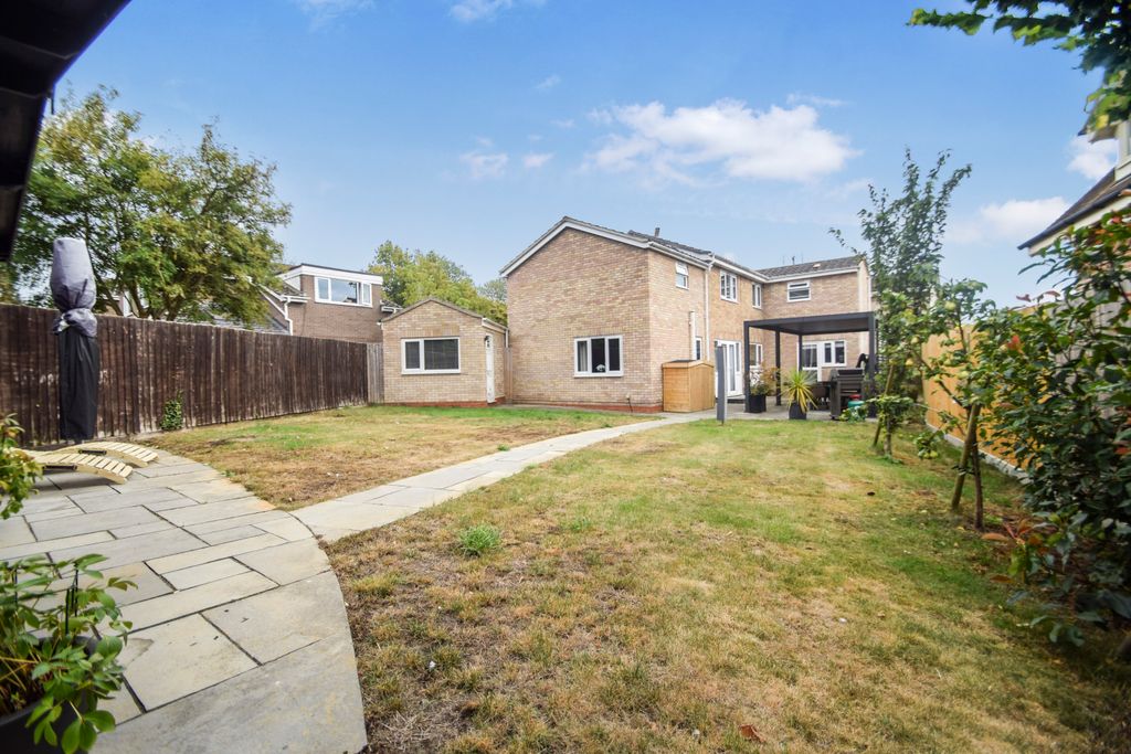 Property photo 2 of 19