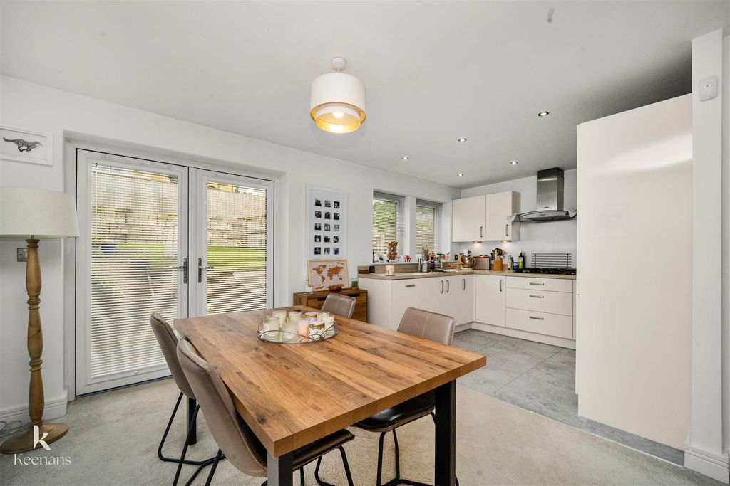 Property photo 3 of 38 2.Jpg