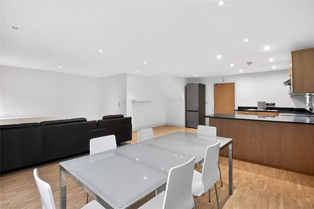 Property photo 3 of 19 Reception Room