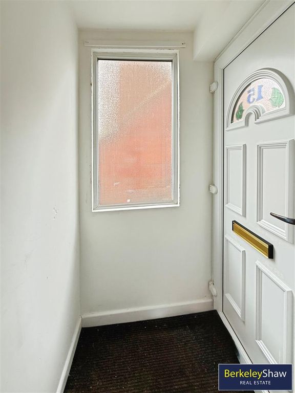 Property photo 2 of 8 Porch