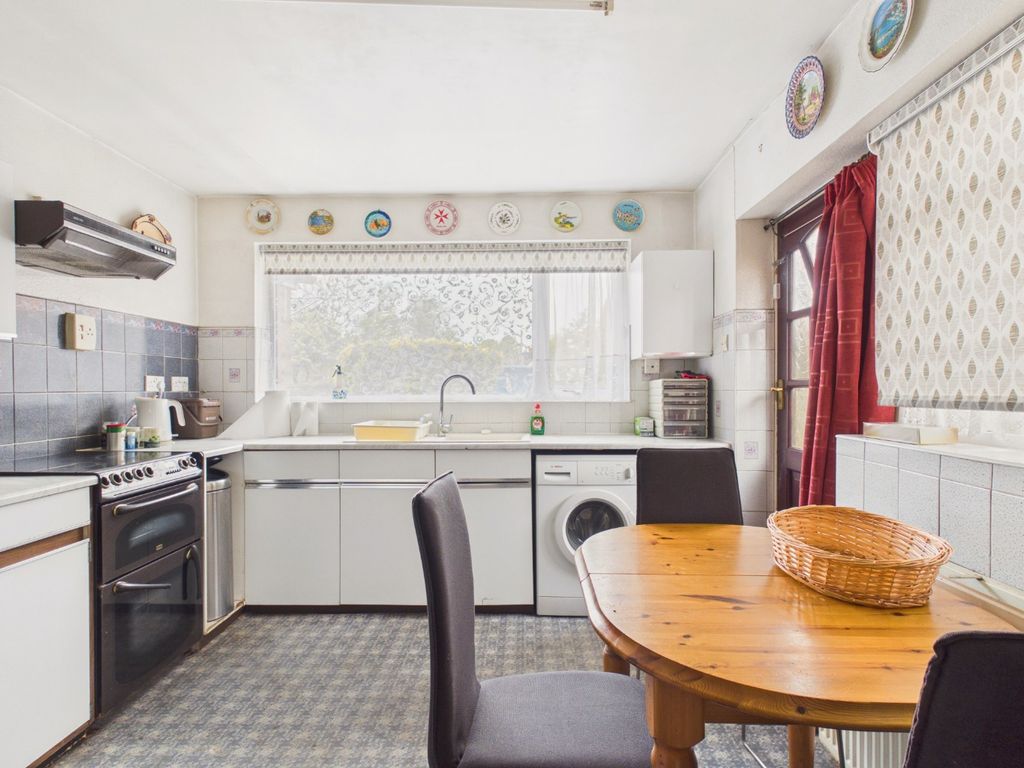 Property photo 2 of 19 5050574