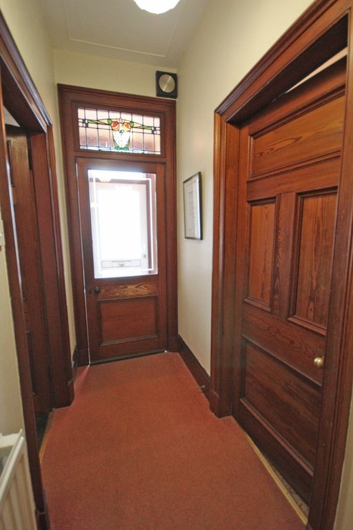 Property photo 2 of 27