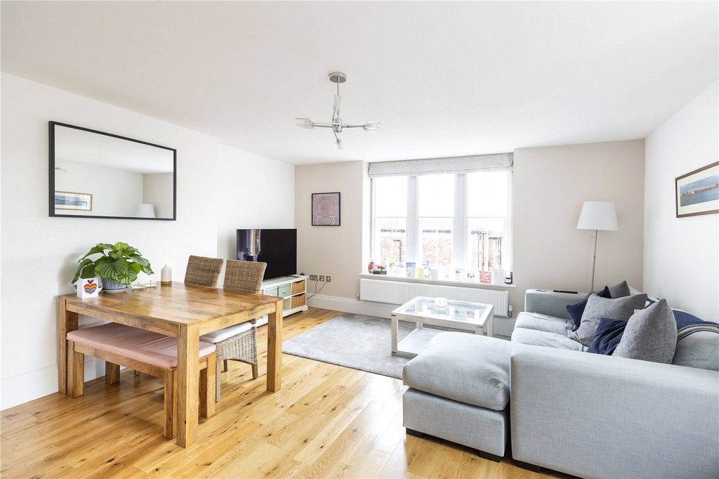 Additional image 6 of 2 bed flat for saleOakfield Road, Clifton, Bristol BS8